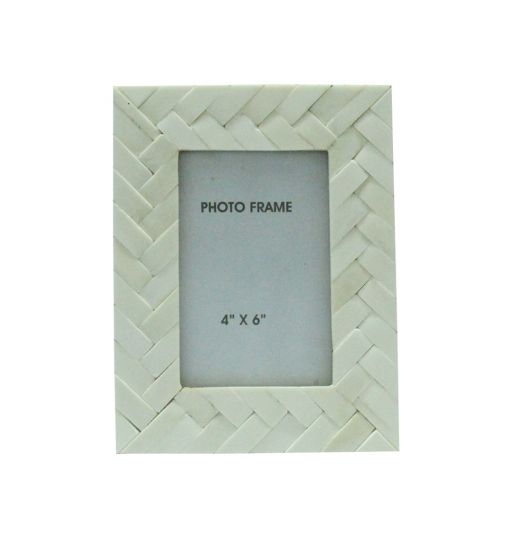 4“ x 6" White Criss-Cross Frame