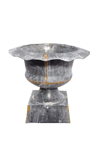 Scalloped Iron Planter