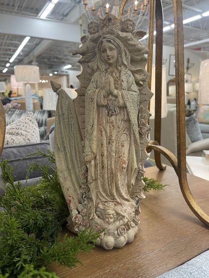 Praying Madonna Statue