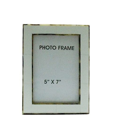 5” x 7” White Border Frame